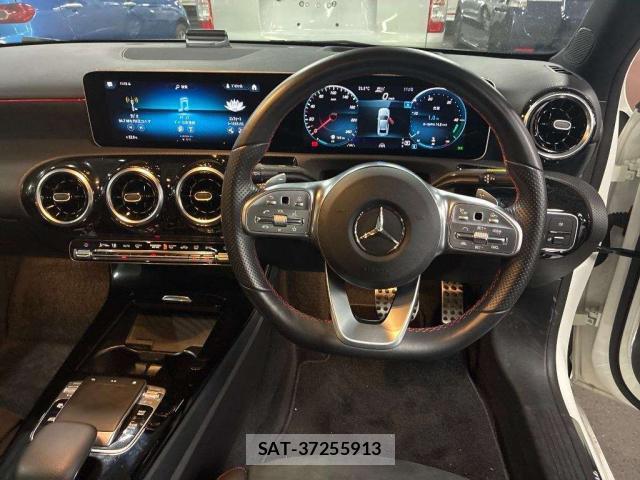 Mercedes Benz A-CLASS 2020-03 8009239-2
