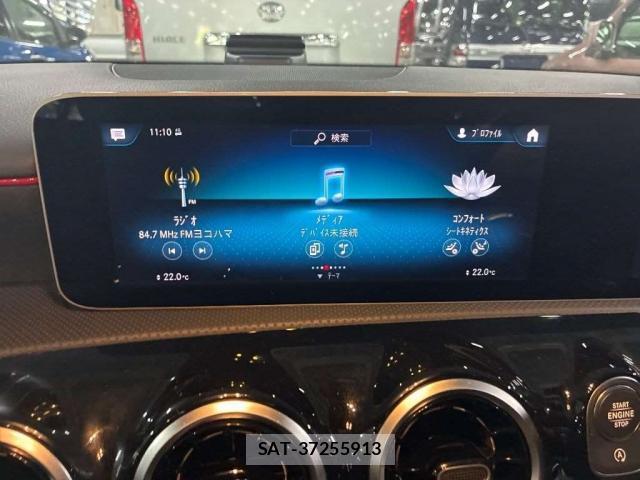 Mercedes Benz A-CLASS 2020-03 8009239-4