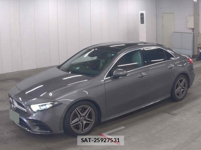 Mercedes Benz A-CLASS 2019-11 8009260-3