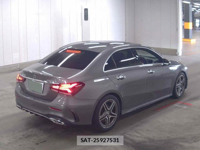 Mercedes Benz A-CLASS 2019-11 8009260-4