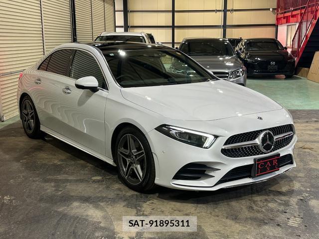 Mercedes Benz A-CLASS 2019-11 8010006-1