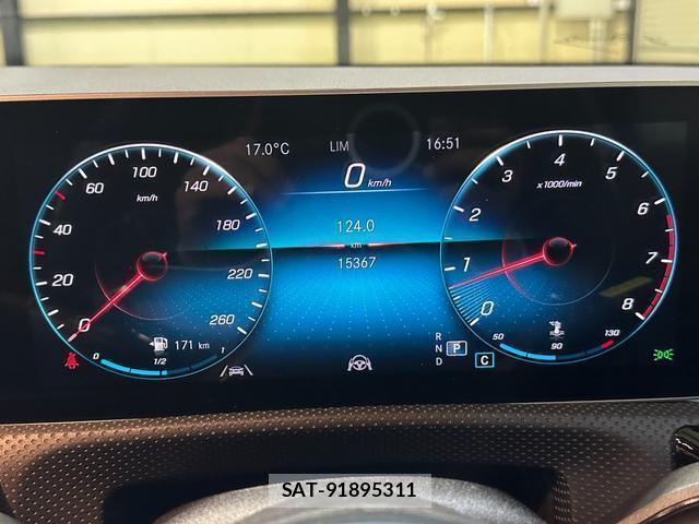 Mercedes Benz A-CLASS 2019-11 8010006-16