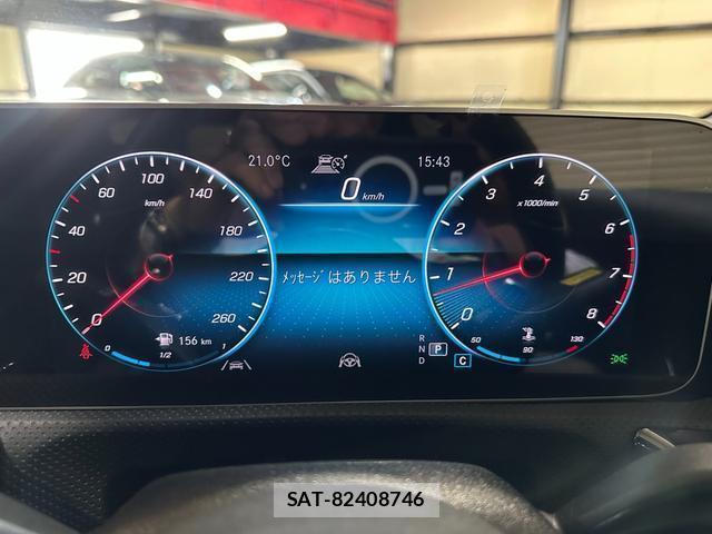 Mercedes Benz A-CLASS 2020-02 8010007-15