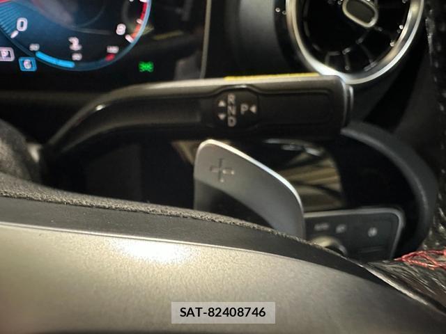 Mercedes Benz A-CLASS 2020-02 8010007-19