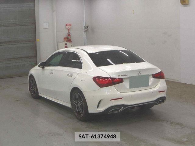 Mercedes Benz A-CLASS 2025-03 8010546-1