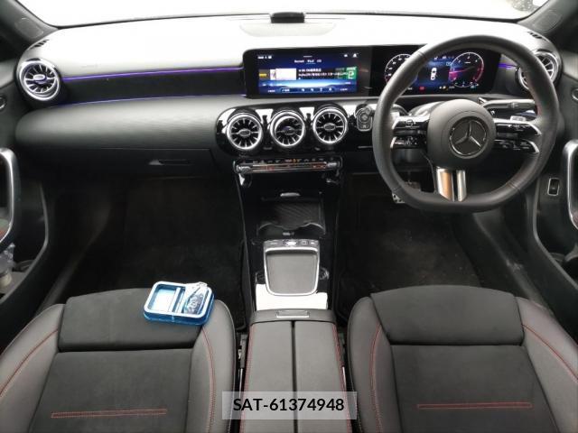 Mercedes Benz A-CLASS 2025-03 8010546-2