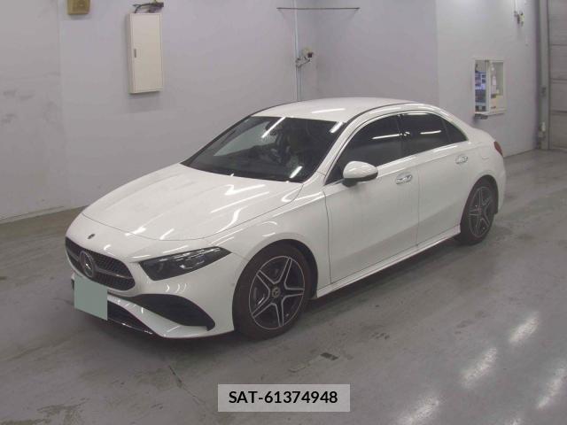 Mercedes Benz A-CLASS 2025-03 8010546-3