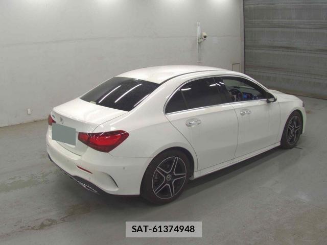 Mercedes Benz A-CLASS 2025-03 8010546-4