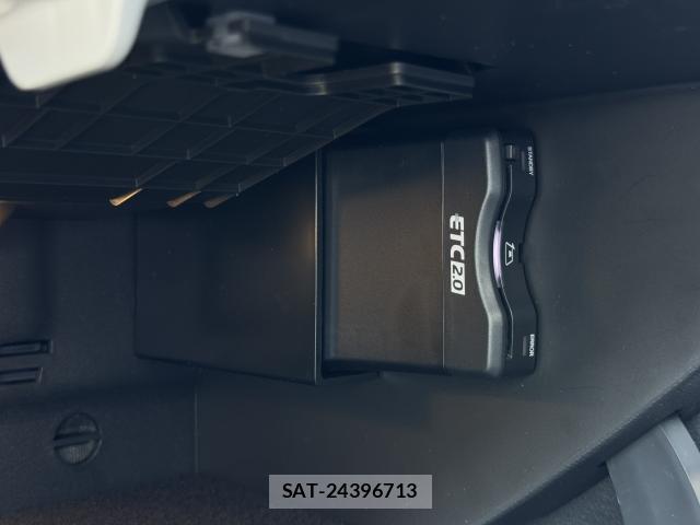 Mercedes Benz A-CLASS 2025-05 8007836-8