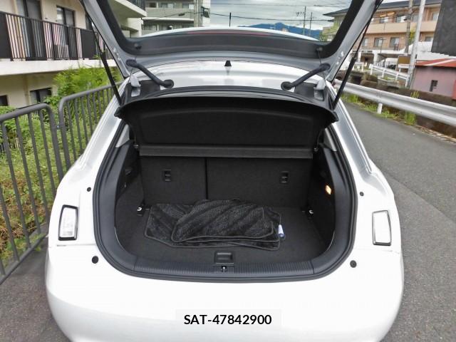Audi A1 2014-09 8004282-18