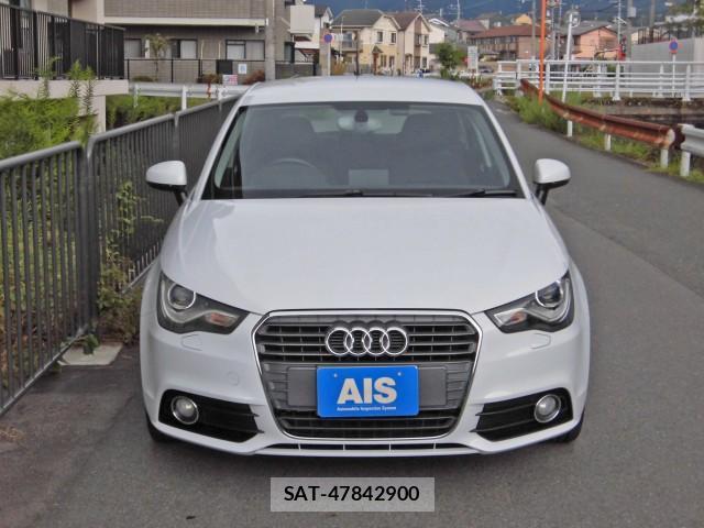 Audi A1 2014-09 8004282-9