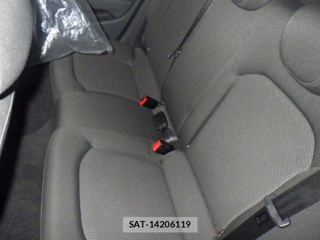 Audi A1 2015-09 8009144-5
