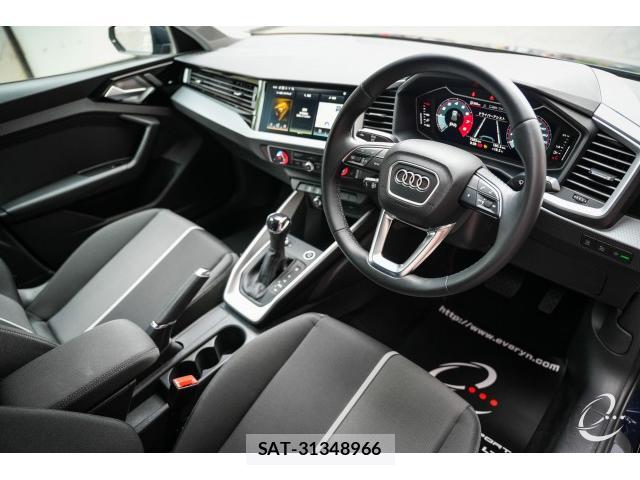 Audi A1 2022-03 8010177-2