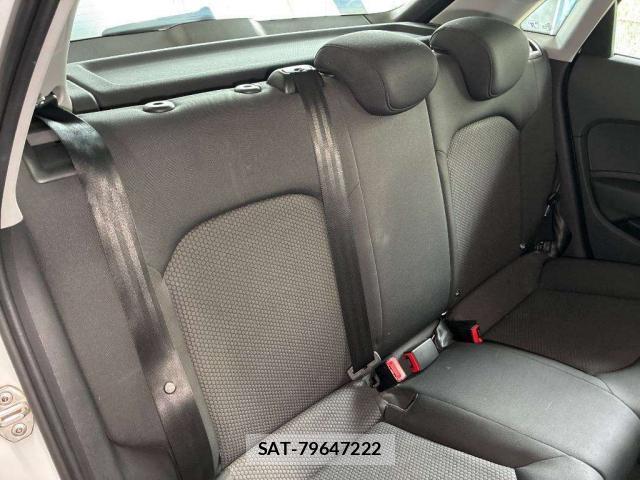 Audi A1 2017-06 8010212-5