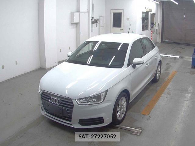 Audi A1 2015-11 8010236-0