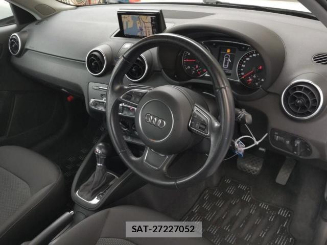Audi A1 2015-11 8010236-2
