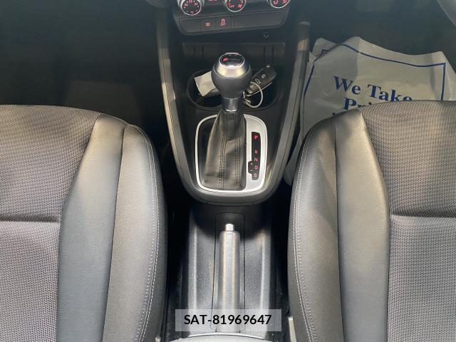 Audi A1 2012-06 8010399-11