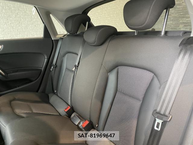 Audi A1 2012-06 8010399-19