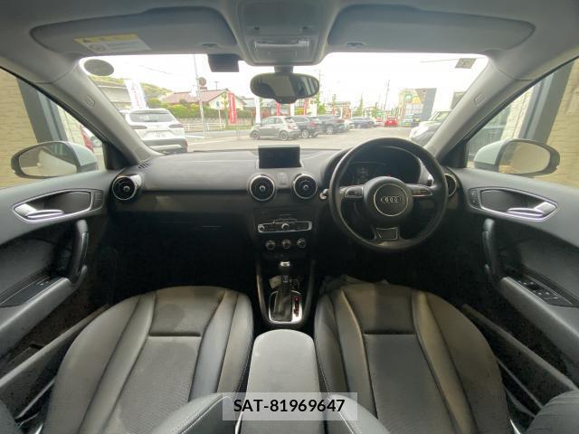 Audi A1 2012-06 8010399-2