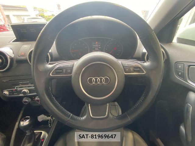 Audi A1 2012-06 8010399-3