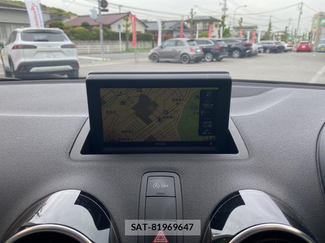 Audi A1 2012-06 8010399-4