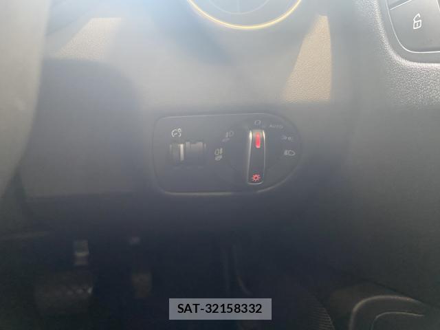 Audi A1 2014-08 8010412-12
