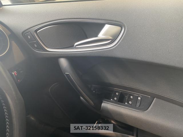Audi A1 2014-08 8010412-13