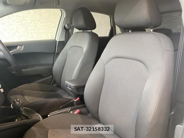 Audi A1 2014-08 8010412-17