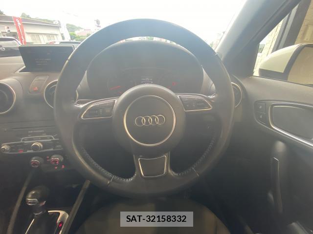 Audi A1 2014-08 8010412-3