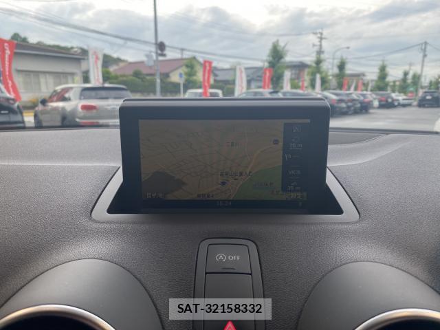 Audi A1 2014-08 8010412-4