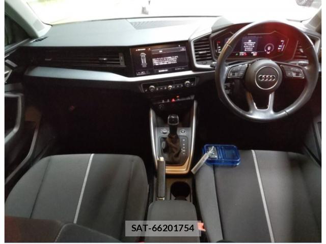 Audi A1 2021-05 8010541-2