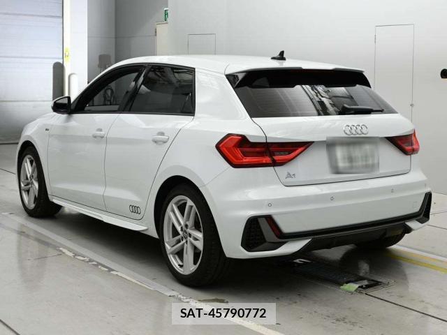 Audi A1 2019-12 8010543-10