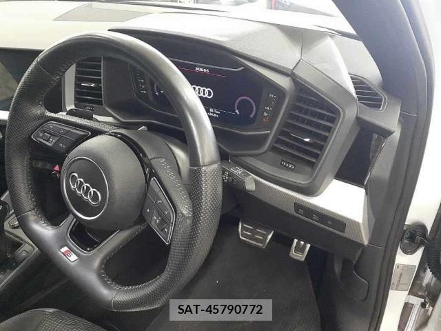 Audi A1 2019-12 8010543-2