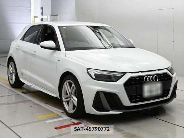 Audi A1 2019-12 8010543-9