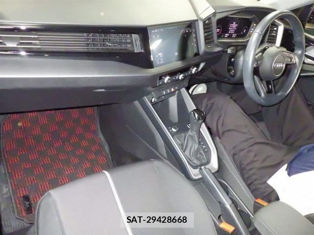 Audi A1 2021-02 8010544-2