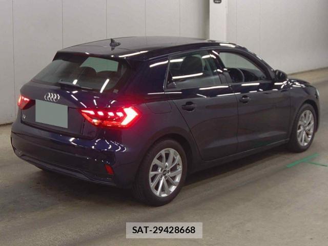 Audi A1 2021-02 8010544-5