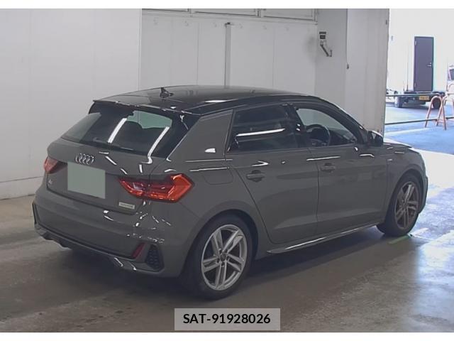Audi A1 2023-07 8010554-1