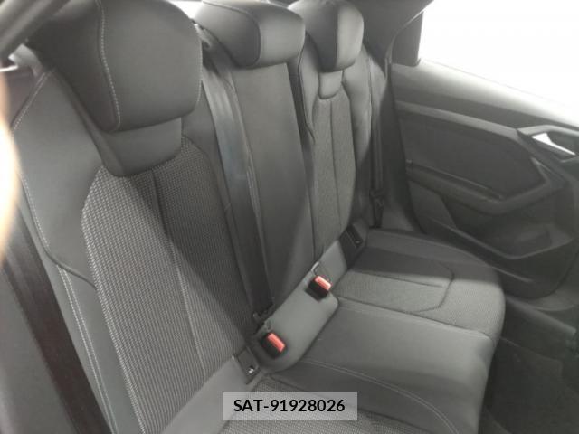Audi A1 2023-07 8010554-5