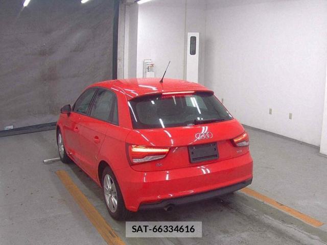 Audi A1 2015-07 8010721-1