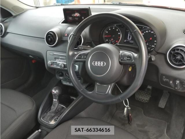Audi A1 2015-07 8010721-2