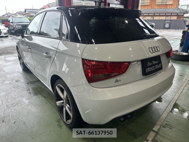 Audi A1 2013-06 8010752-2