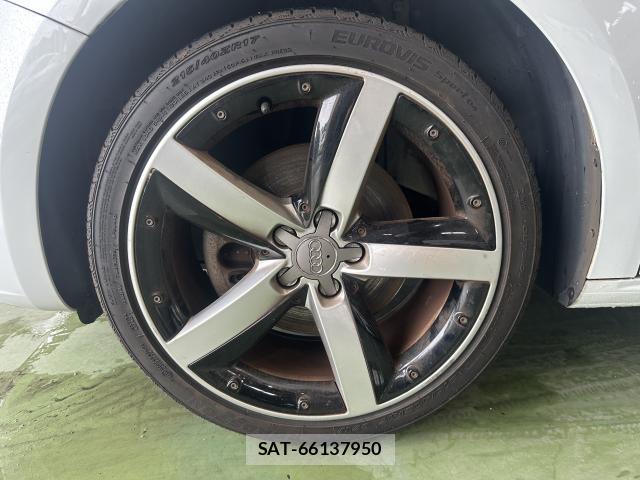 Audi A1 2013-06 8010752-3