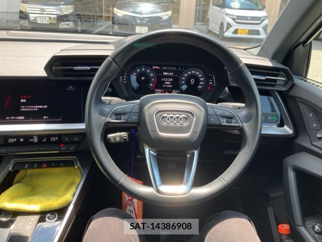 Audi E-TRON 2024-03 8003779-18