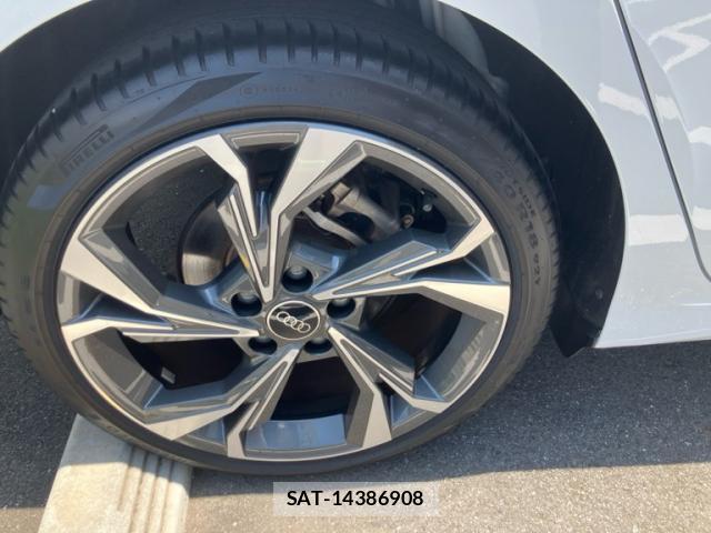 Audi E-TRON 2024-03 8003779-5