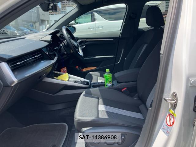 Audi E-TRON 2024-03 8003779-8