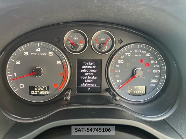 Audi E-TRON 2011-12 8005329-6