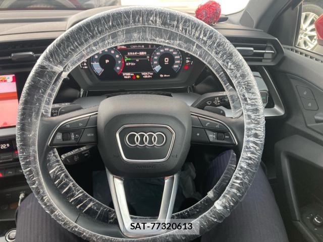 Audi E-TRON 2022-05 8005371-7