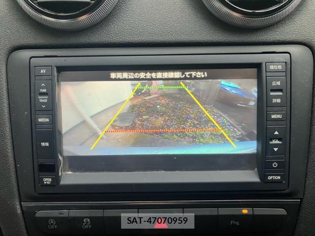 Audi E-TRON 2012-06 8005412-14