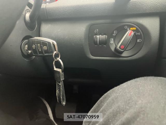 Audi E-TRON 2012-06 8005412-19