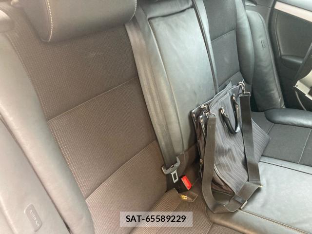Audi E-TRON 2010-08 8007903-3